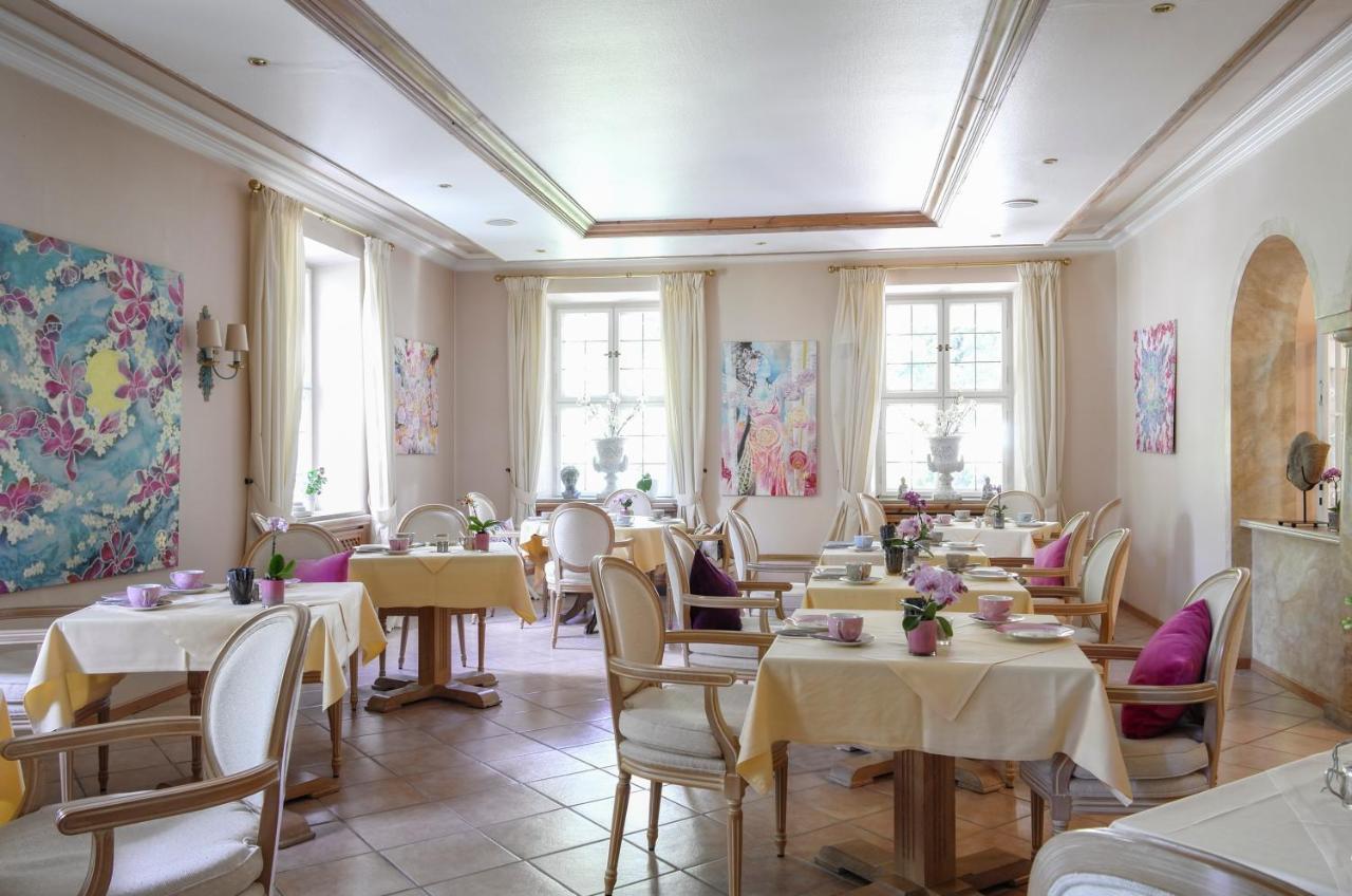 Villa Adolphine Rotta Buitenkant foto